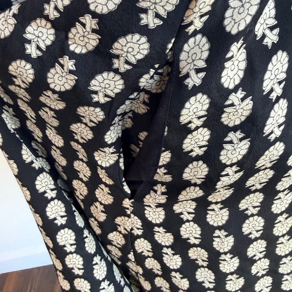 Madewell 100% Silk Medium Black and Cream Patterned Midi Dress - Picture 3 of 11